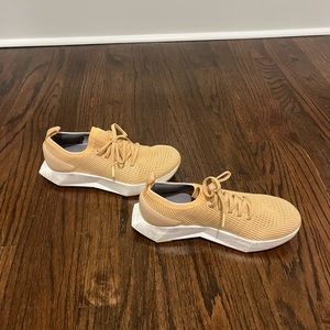 NWOT Women’s Allbirds Tree Flyers Running Shoe